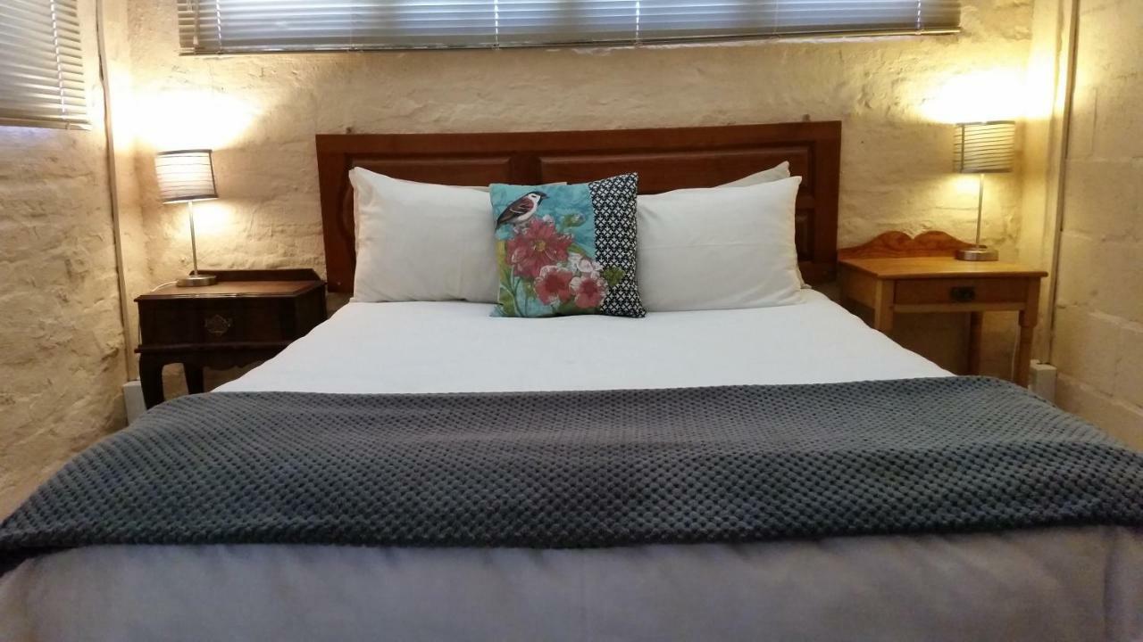 Calvinia Guesthouse Extérieur photo