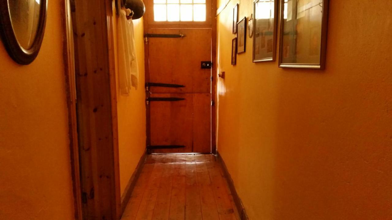 Calvinia Guesthouse Extérieur photo